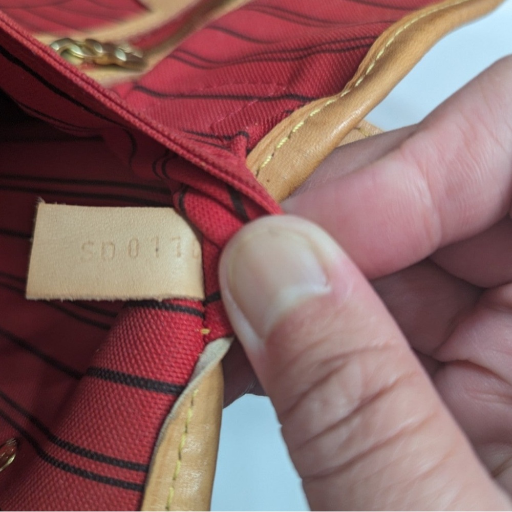 Louis Vuitton Brown and Tan Neverfull Tote - Picture 7 of 7